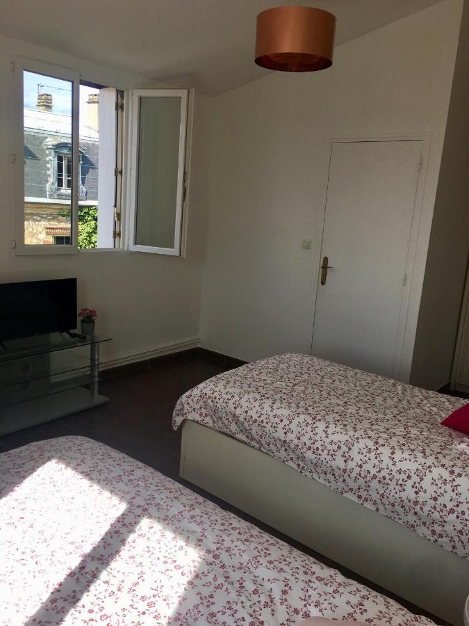 Cafe De La Gare Hotel Bessancourt Kültér fotó