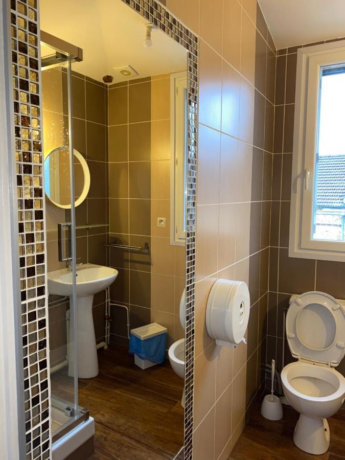 Cafe De La Gare Hotel Bessancourt Kültér fotó